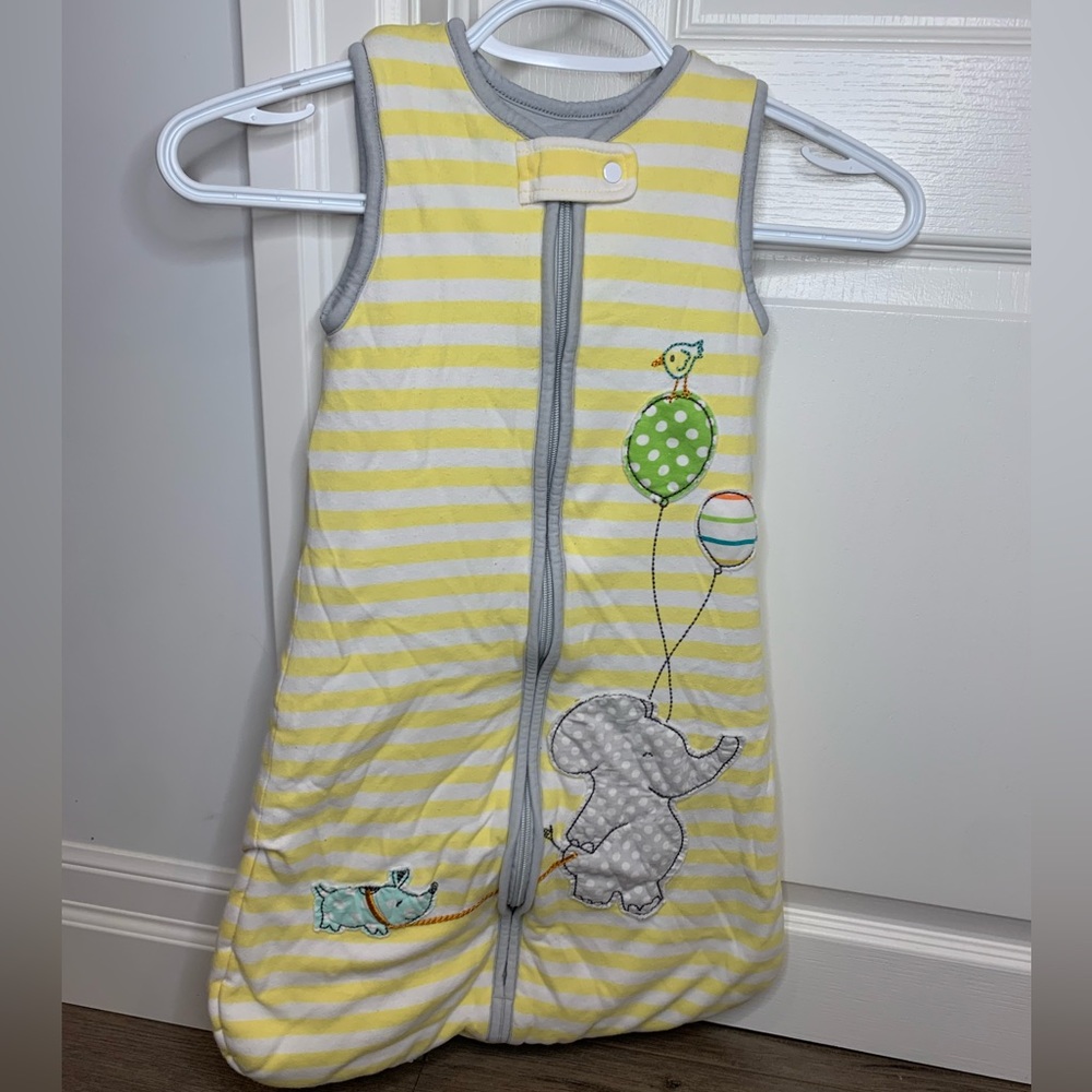 first wish sleep sack. 0-6 months. 2.6 tog. EUC